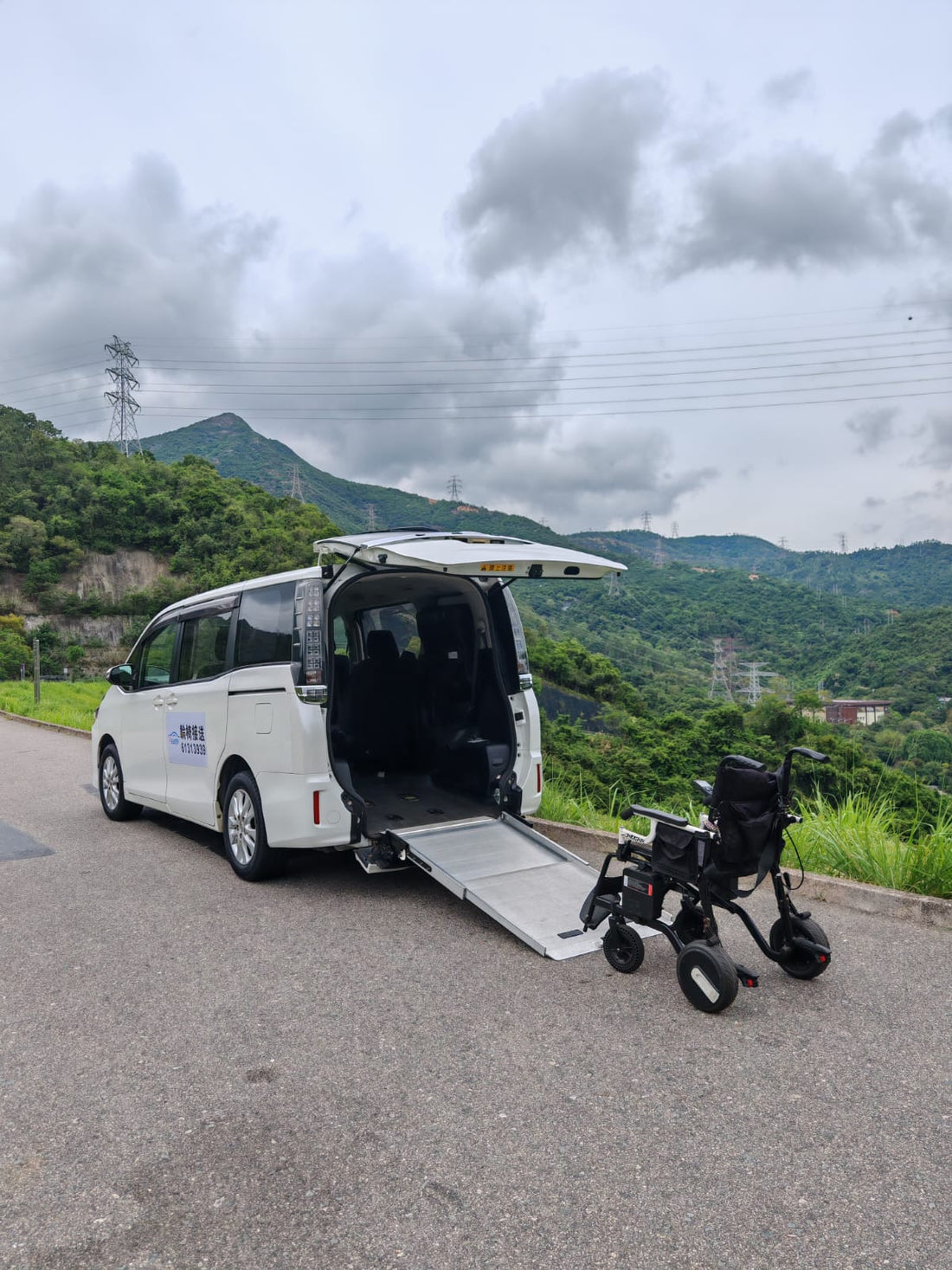 輪椅接送車，合法持牌接載輪椅車，無障礙接送車，香港福祉車
