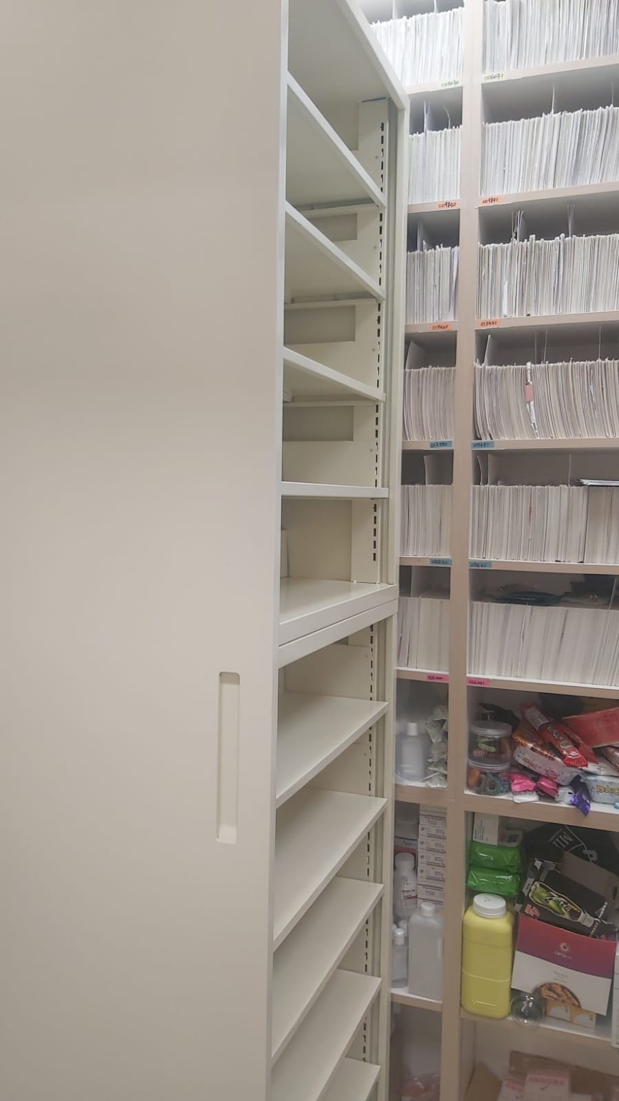 診所排版柜,移動文件柜,大型儲物柜,路軌移動柜