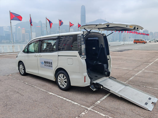 輪椅接送車 , 直上輪椅接送車 , 輪椅的士--6131 3939
