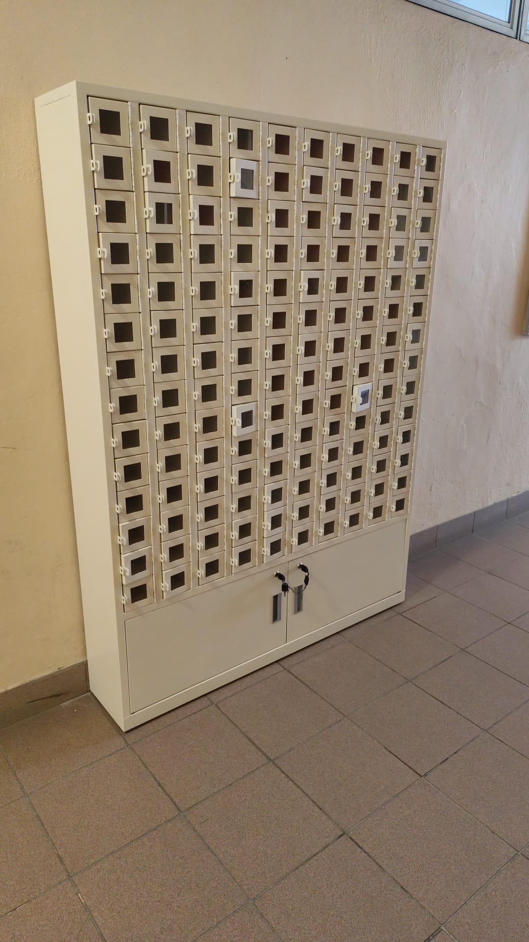學生電話儲物柜，電話儲存柜，訂造儲物柜