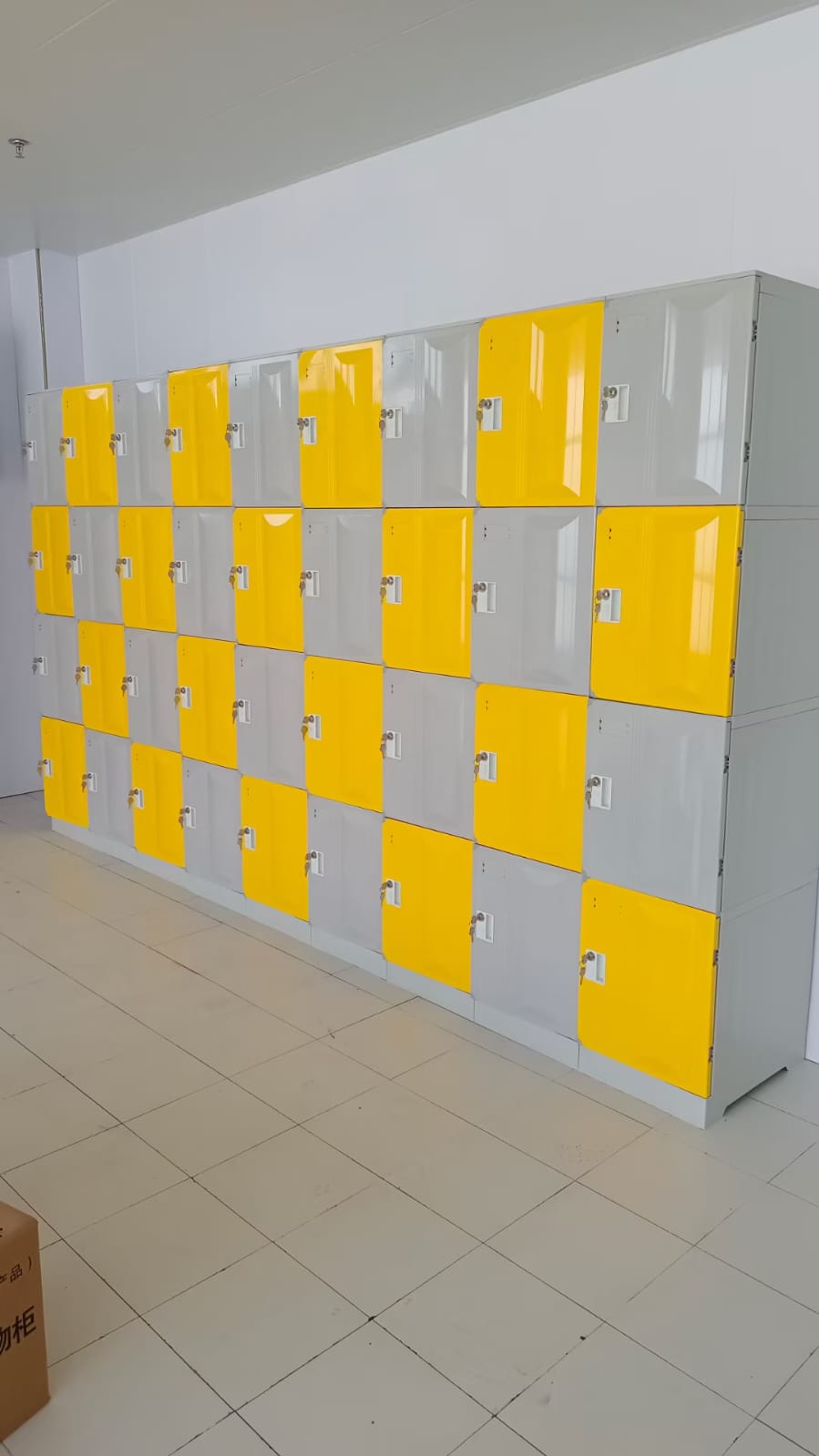 學生儲物柜，Locker，多門柜，多用途儲物柜，Storage Cabinet，學校 Locker，更衣室儲物柜，Plastic Locker，塑膠儲物柜