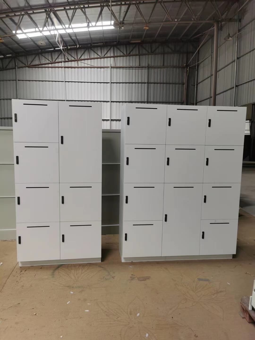學生儲物柜，Locker，多門柜，多用途儲物柜，Storage Cabinet，學校 Locker，更衣室儲物柜，Plastic Locker，塑膠儲物柜